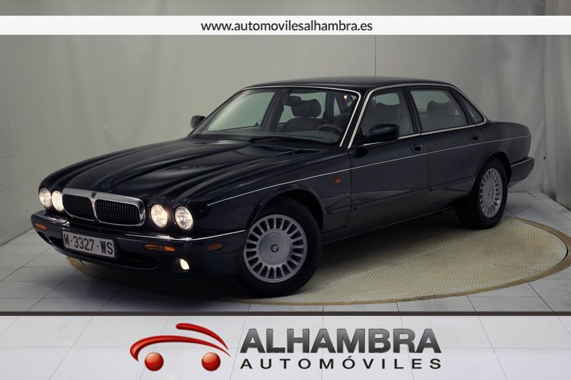 Jaguar XJ XJ XJ8 3.2 EXECUTIVE AUTO