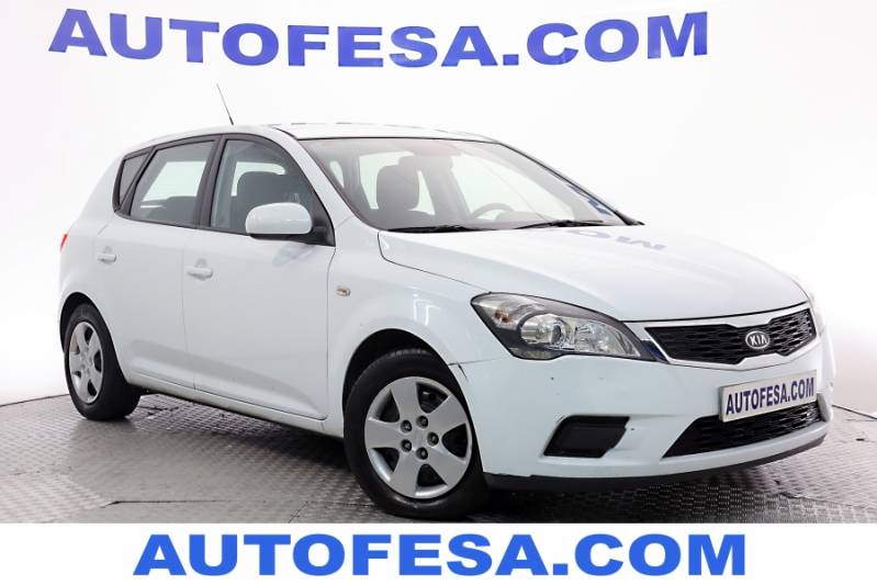 Kia Ceed 1.4 CVVT 90cv Concept 5p
