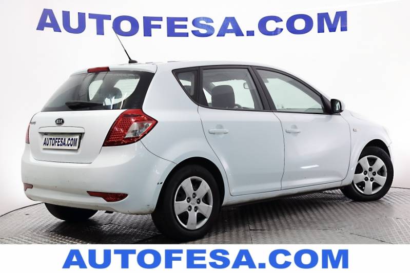 Kia Ceed 1.4 CVVT 90cv Concept 5p