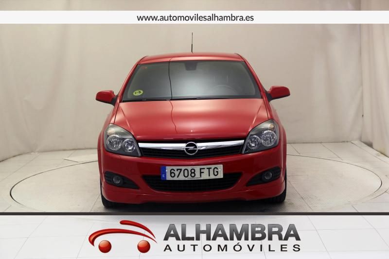 Opel Astra GTC 1.9 CDTI 120 SPORT