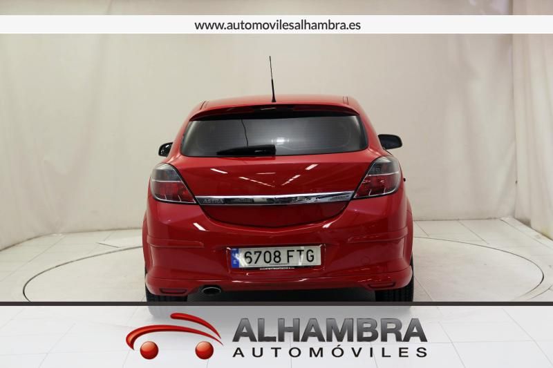 Opel Astra GTC 1.9 CDTI 120 SPORT