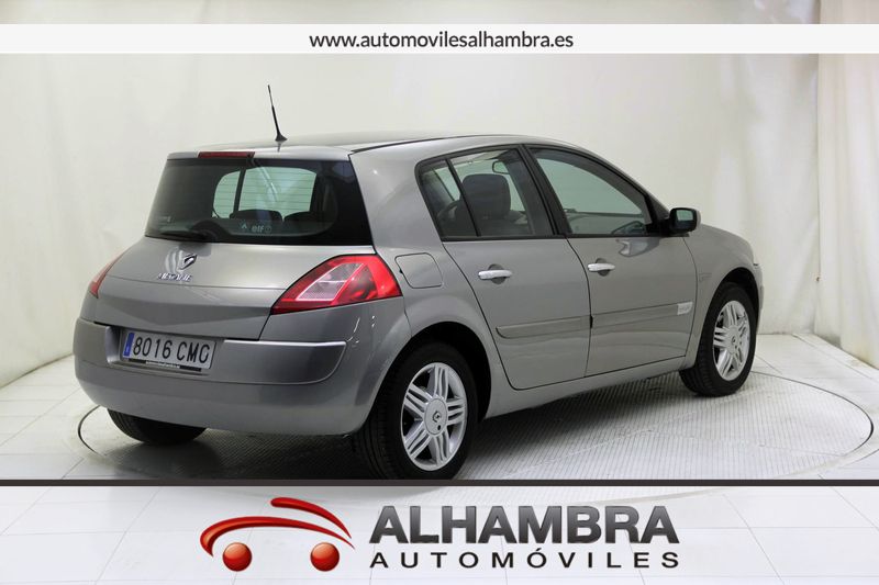 Renault Megane 1.6 LUXE PRIVILEGE 5P