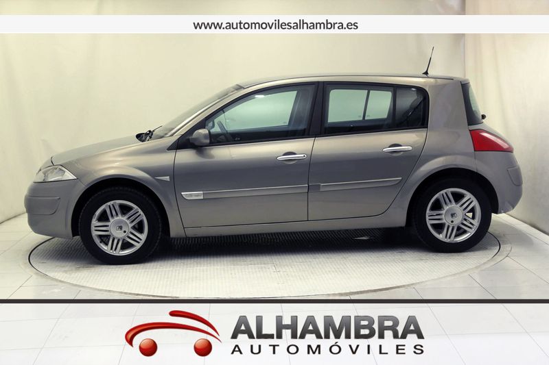 Renault Megane 1.6 LUXE PRIVILEGE 5P