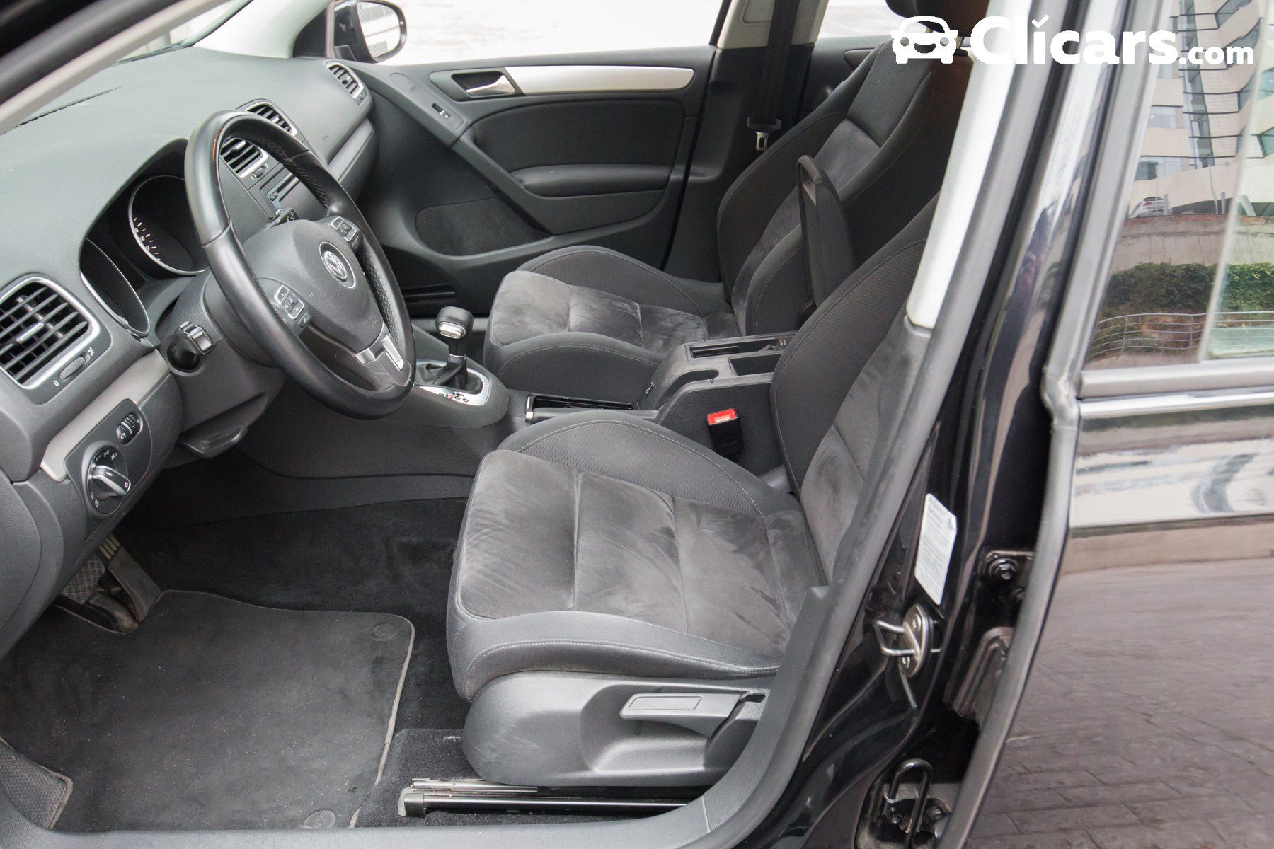 Volkswagen Golf 1.6 TDI 105cv DPF Sport