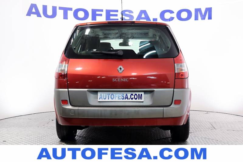 Renault Grand Scenic 2.0 136cv Luxe Dynamique 7 Plazas 5p