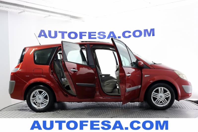 Renault Grand Scenic 2.0 136cv Luxe Dynamique 7 Plazas 5p