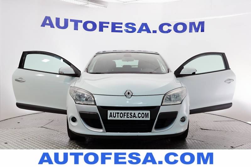 Renault Megane 1.9 dCi 130cv Dynamique 3p