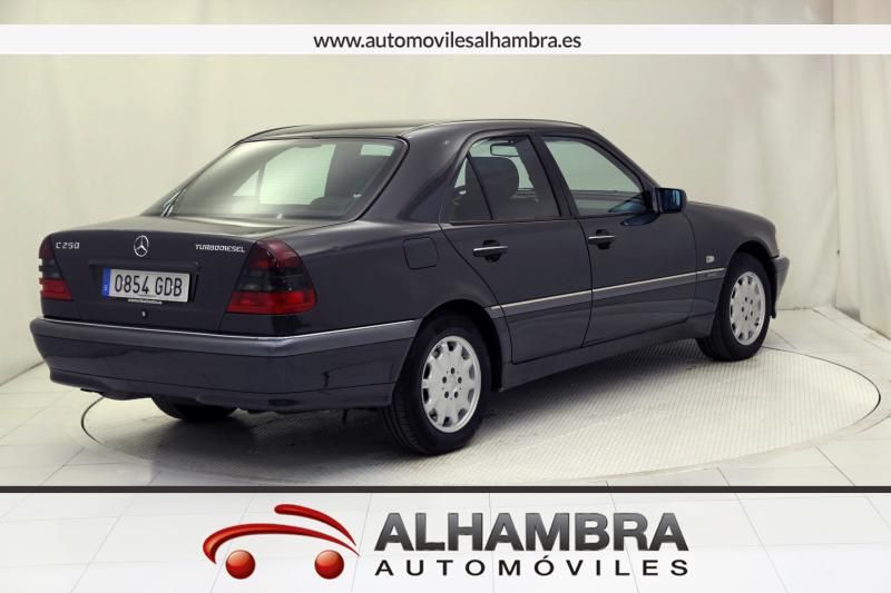 Mercedes-Benz C 250 CLASE C 250 DT ELEGANCE