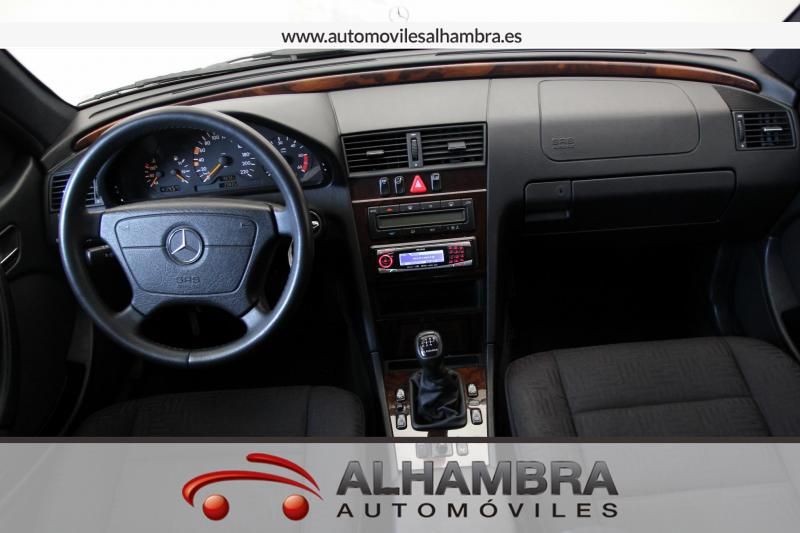 Mercedes-Benz C 250 CLASE C 250 DT ELEGANCE