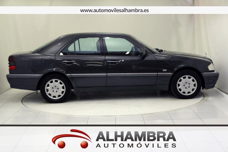 Mercedes-Benz C 250 CLASE C 250 DT ELEGANCE