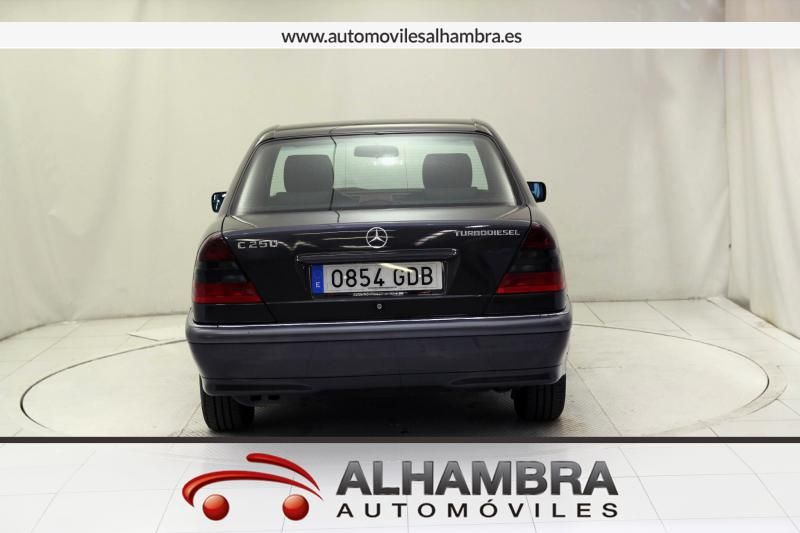 Mercedes-Benz C 250 CLASE C 250 DT ELEGANCE