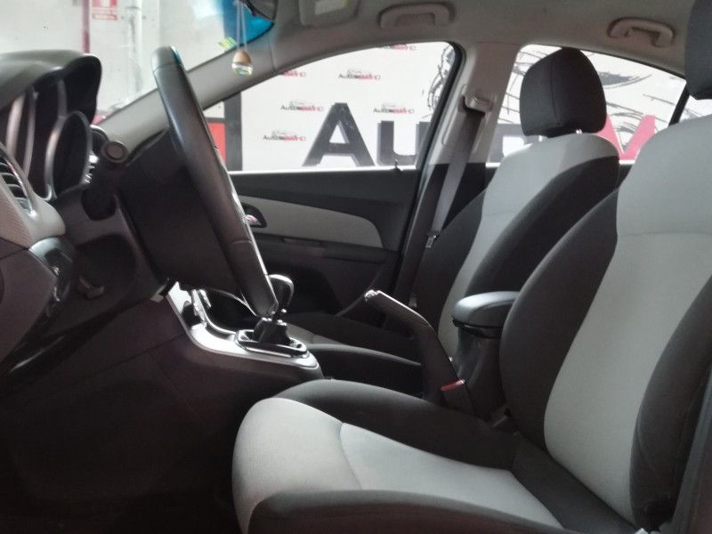 Chevrolet Cruze 1.6 LT 124cv