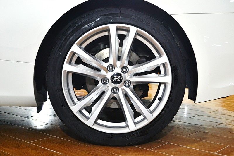 Hyundai Genesis Coupe 2.0 Sport GL