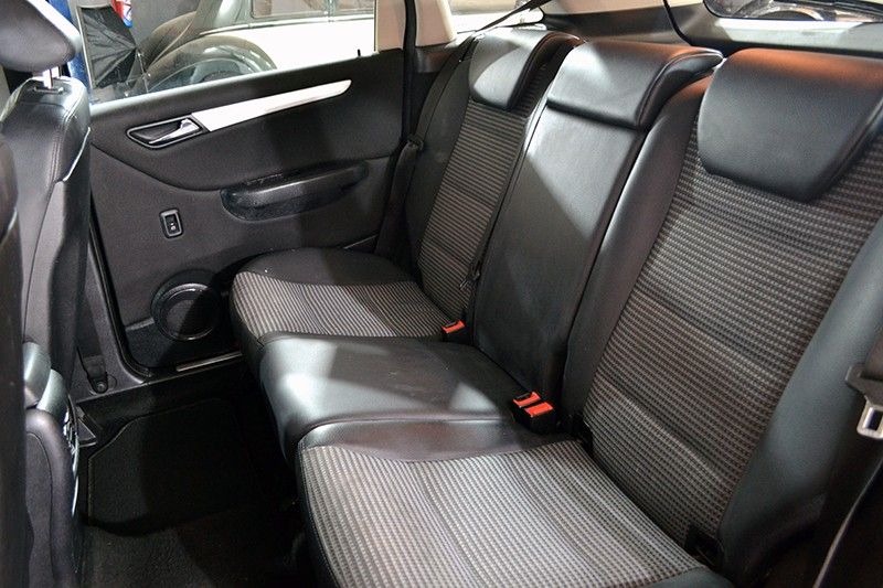 Mercedes-Benz B 200 DCI