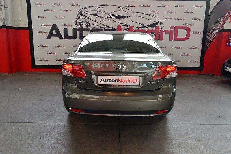 Toyota Avensis 1.8 VVTi Active