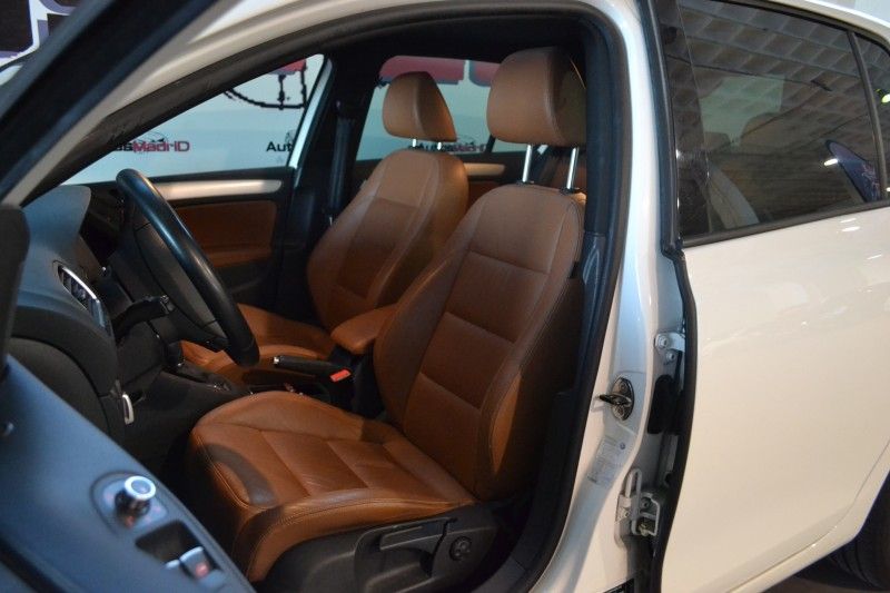 Volkswagen Golf 2.0 TDI 140cv DPF Sport