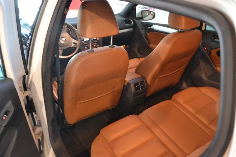 Volkswagen Golf 2.0 TDI 140cv DPF Sport