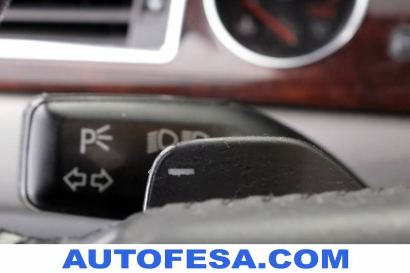 Audi A8 4.2 335cv quattro 4p Auto