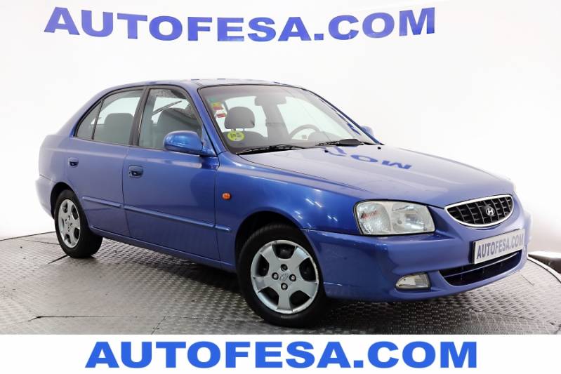 Hyundai Accent 1.5i DOHC 16v 102cv GLS 5p