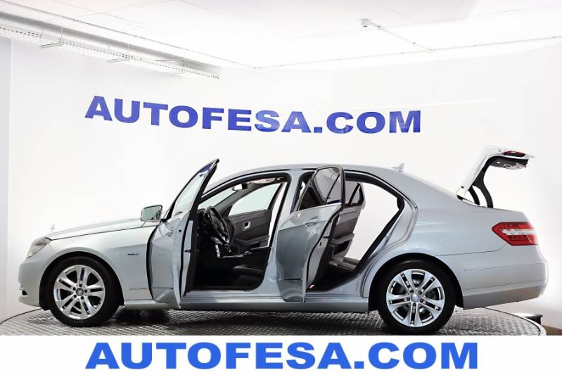 Mercedes-Benz E 200 E 200 CDI BE 136cv Avantgarde Auto 4p