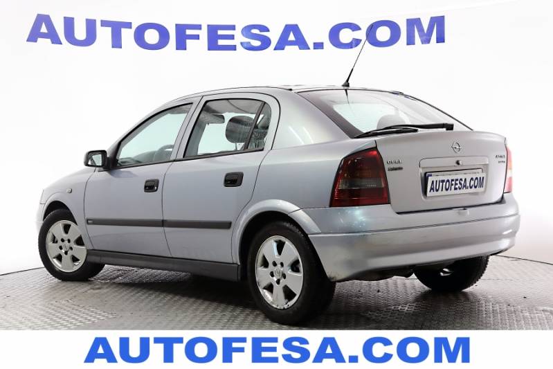 Opel Astra 2.0 DTi 100cv Elegance 5p