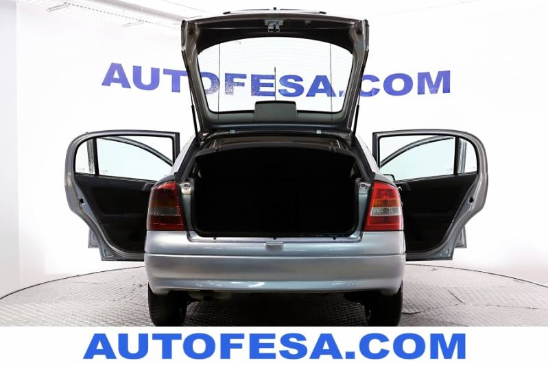 Opel Astra 2.0 DTi 100cv Elegance 5p