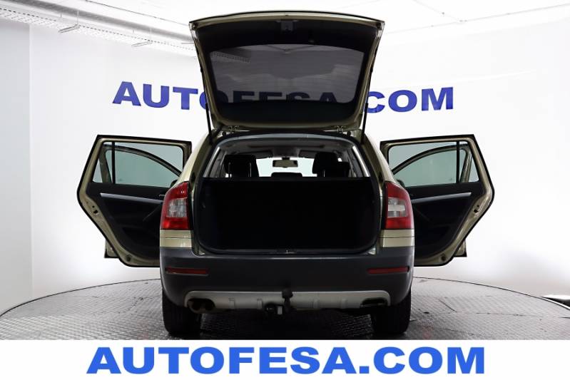 Skoda Octavia Scout 2.0 TDI 140cv 5p 4x4