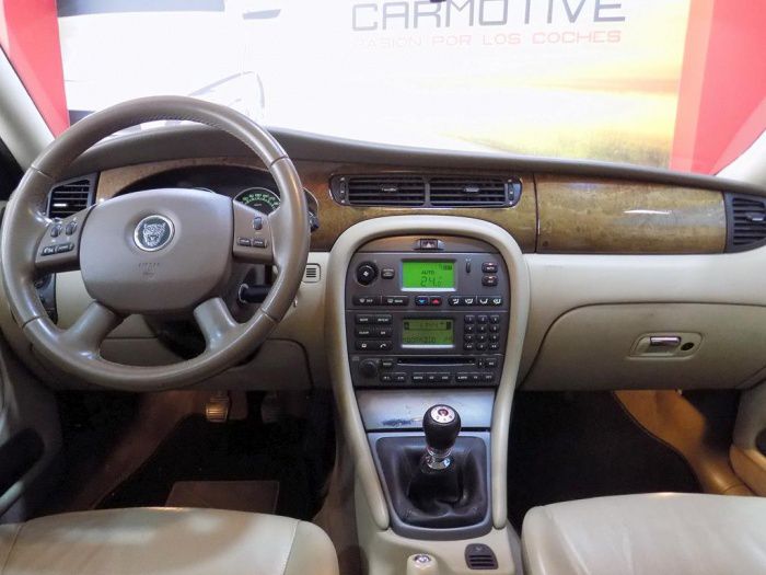 Jaguar X-Type Wagon 2.5 V6 Executive