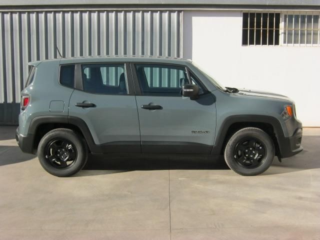 Jeep Renegade 1.6 E.TorQ Sport 4x2