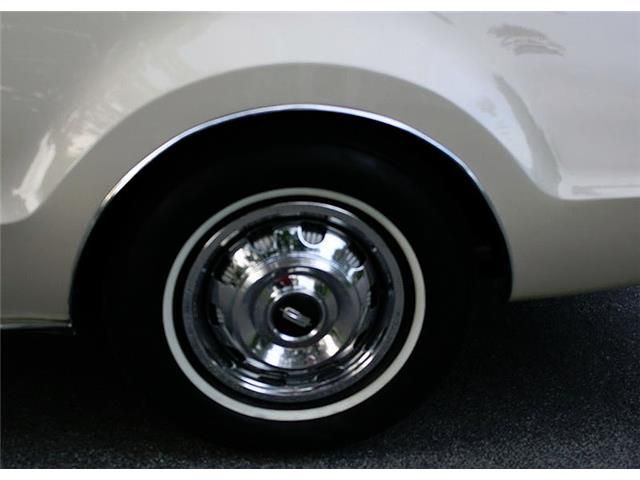 Oldsmobile Toronado .