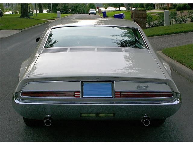 Oldsmobile Toronado .