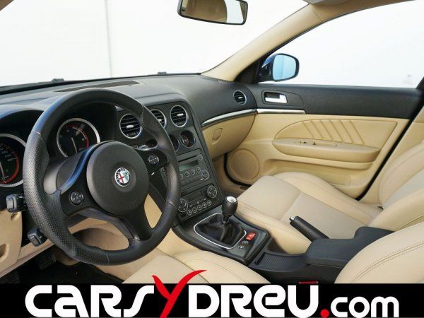 Alfa Romeo 159 2.0 JTDM 8V 6M 136CV Sport Plus