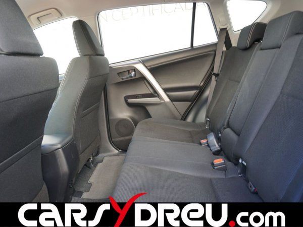 Toyota RAV 4 2.0D 150D 2WD Advance Pack Drive