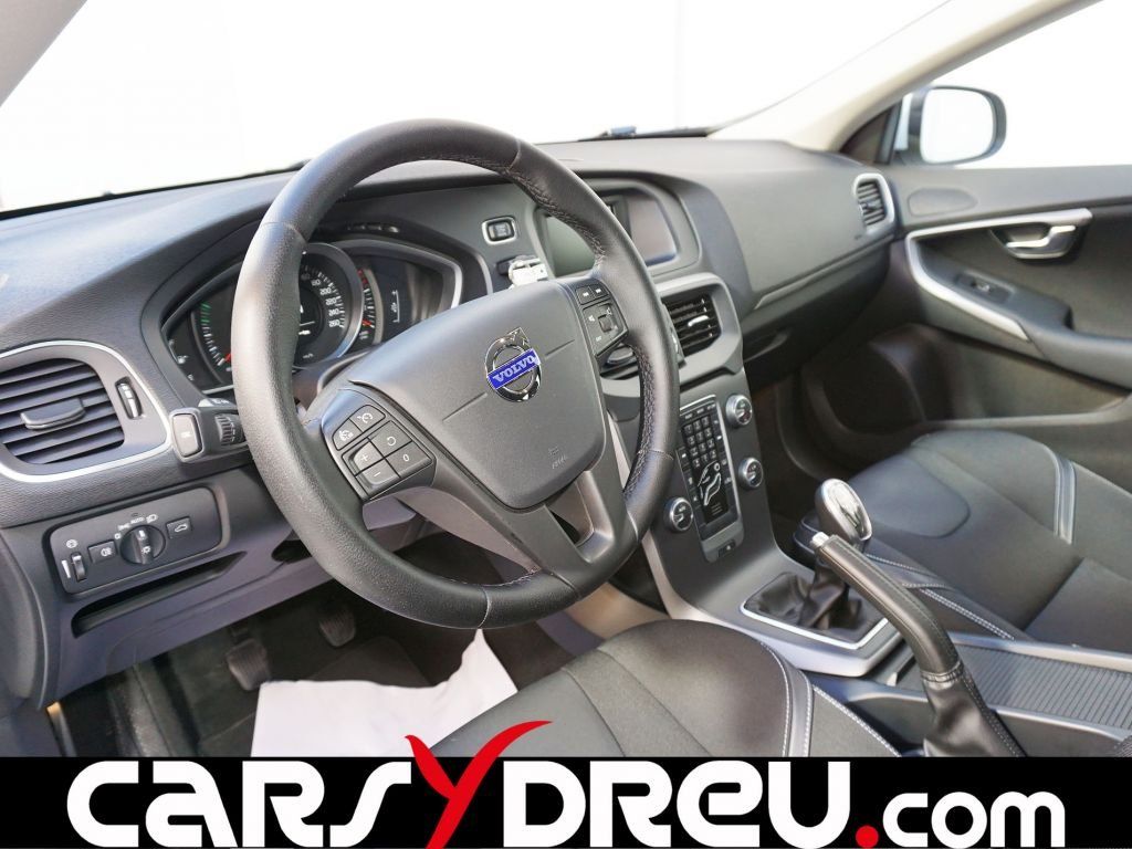 Volvo V40 1.6 D2 Momentum
