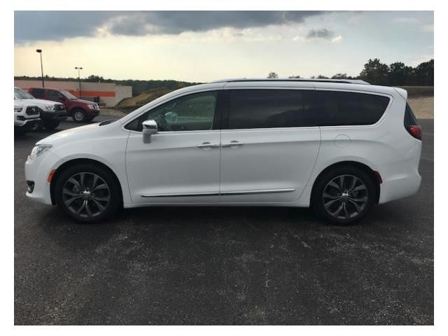 Chrysler Pacifica .