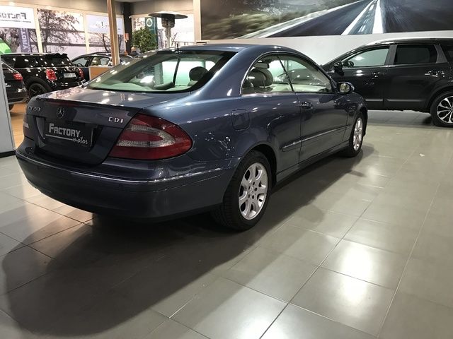 Mercedes-Benz CLK CLK 270 CDI ELEGANCE 125kW (170CV)