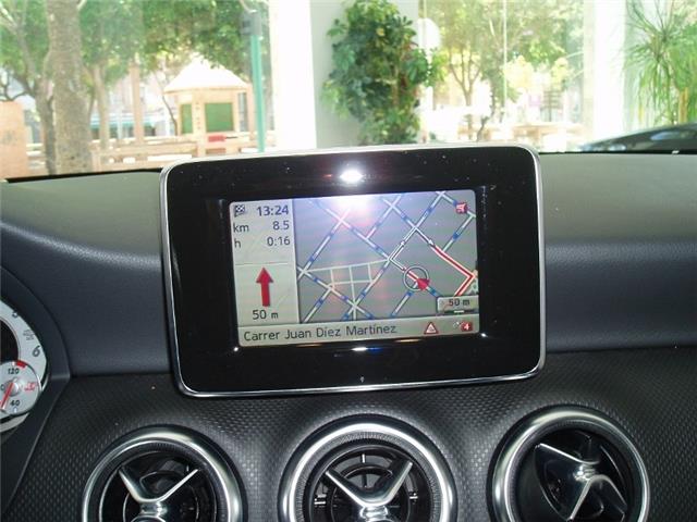 Mercedes-Benz A 180 CDI BlueEFFICIENCY SPORT Automático. Navi Camara