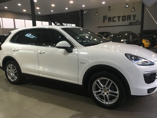 Porsche Cayenne Diesel 193kW (262CV)
