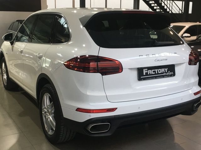 Porsche Cayenne Diesel 193kW (262CV)