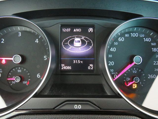 Volkswagen Passat 2.0 TDI Advance DSG BMT 110 kW (150 CV)