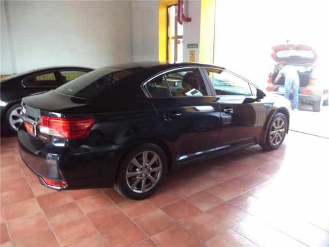 Toyota Avensis 120D Comfort