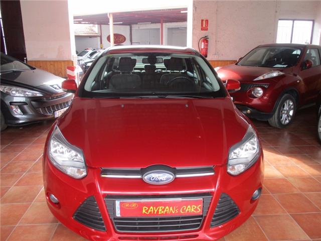 Ford Focus Sedán 1.6 TI-VCT Trend