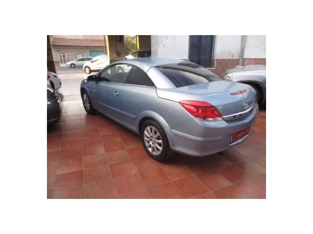Opel Astra Twin Top 1.9CDTi Enjoy
