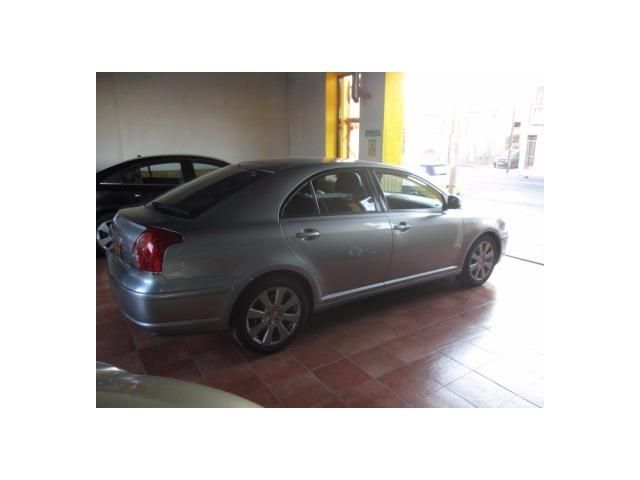 Toyota Avensis 2.0D-4D Sol