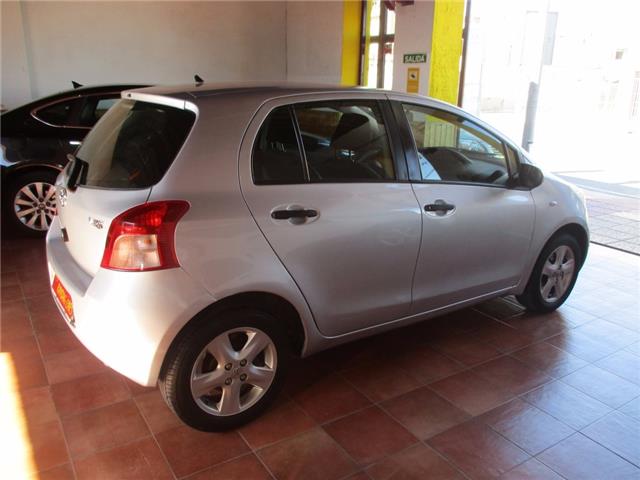 Toyota Yaris 1.3 VVT-i