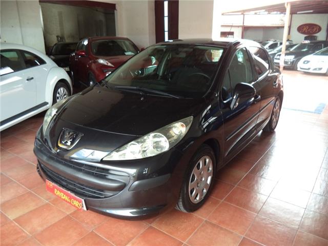 Peugeot 207 1.4i Urban 75