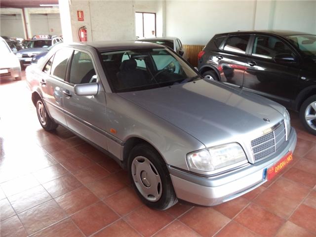 Mercedes-Benz C 250 D Elegance
