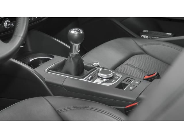 Audi a3 Sportback 1.6 TDI Design Edition 81 kW (