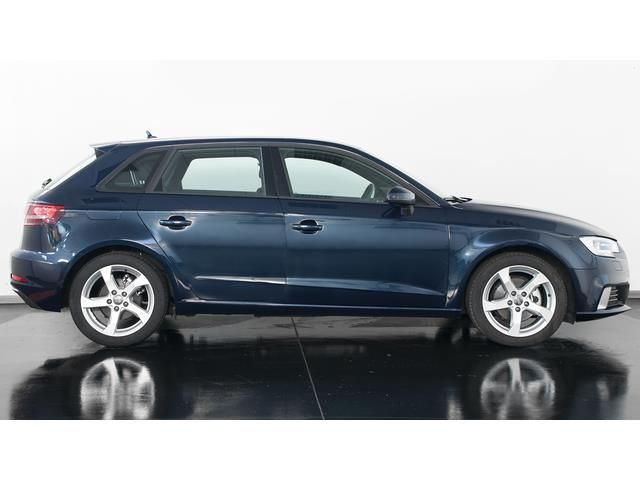 Audi a3 Sportback 1.6 TDI Sport Edition 81 kW (1