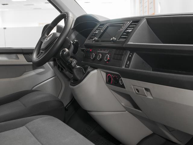 Volkswagen Transporter 2.0 TDI Kombi SCR BMT Largo 11